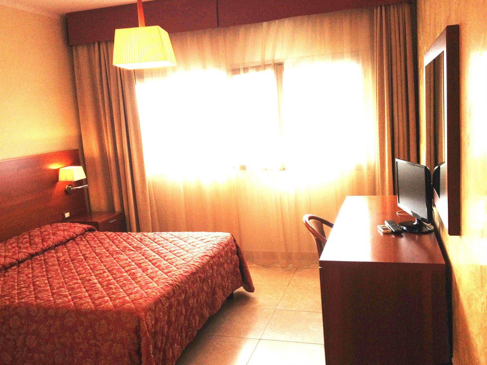 Hotel Demar Olbia Eksteriør billede